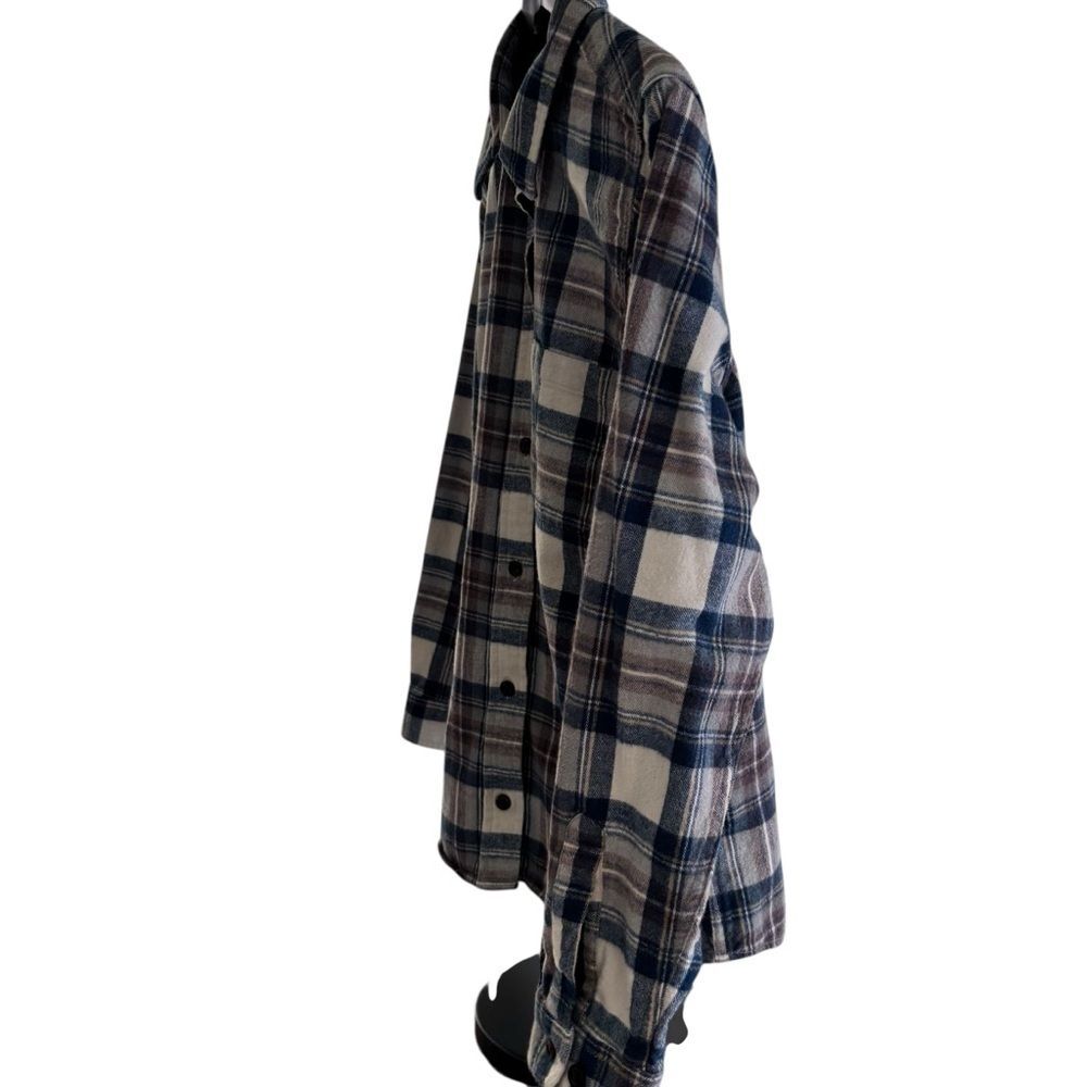 L.L. Bean Navy/Cream Plaid Button Down Flannel Women’s M Petite 100% Cotton - Picture 4 of 10